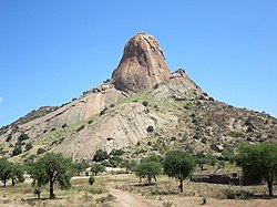 A granite outcrop west of Bitkine