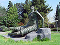 Draped Seated Woman, (1957–58), Universitat Hebrea de Jerusalem