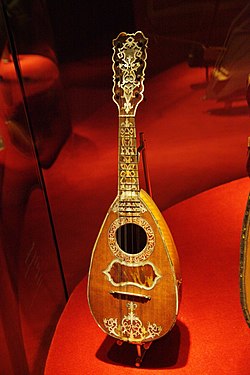 Mandoline de Vincenzo Vinaccia (entre 1767 et 1784).