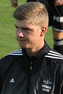 Alexander Sørloth (cropped).JPG