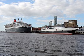 Queen Mary 2 with Manannan