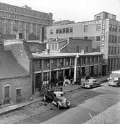 Rue Saint-Pierre, 1947