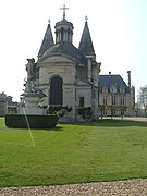 Chapelle et fontaine de Diane.