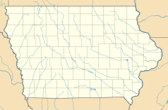 Mapa konturowa Iowa, blisko lewej krawiędzi nieco u góry znajduje się punkt z opisem „Siedziba diecezji Sioux City”