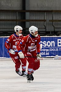 Falu BS BK vs Kalix Bandy 2013-01-27 02 Magnus Johansson, Peter Stock.jpg