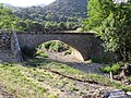 Brücke über den Fluss Bédés