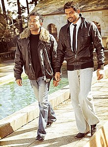 Bathiya Jayakody (left) & Santhush Weeraman (right) in 2010 during the filming of the Sara Sihina Music Video.