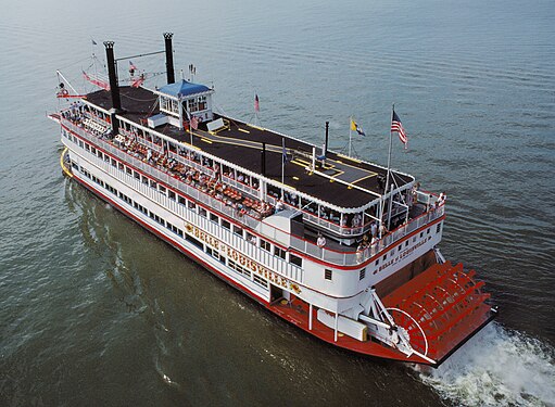 «Belle of Louisville» er en hjuldamper sjøsatt i 1914, det er den eldste operative i USA