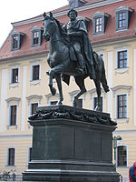 Statue équestre de Charles-Auguste