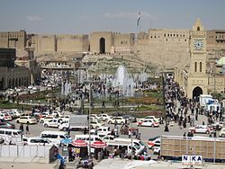 La vista di Arbil dal 3° piano del centro commerciale vicino