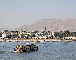 Veduta della riva occidentale di Luxor