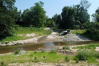 Mündung des neuen Altlache-Nebenarms in die Rems