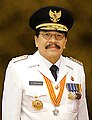 Foto resmi lain Soekarwo sebagai Gubernur Jawa Timur (2014–2019)