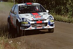 Carlos Sainzin Focus RS WRC 01 Suomen rallissa 2001.