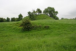 Motte van een kasteel dat in de twaalfde eeuw werd gebouwd