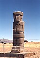 Statue anthropomorphe de la civilisation andine de Tiwanaku.