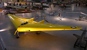 N-1M vystavený v Steven F. Udvar-Hazy Center, National Air and Space Museum