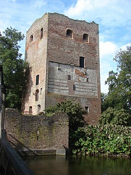 De 13e-eeuwse donjon van Zweder van Abcoude