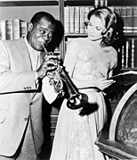 Louis Armstrong và Grace Kelly trên trường quay của phim "High Society".