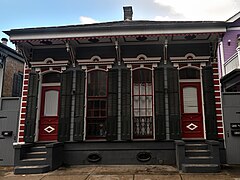 Double shotgun houses in French Quarter