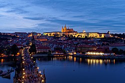 Karlův Most e il Castello di notte a Praga