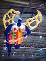 Niki de Saint Phalle: Ange protecteur, deutsch: Schutzengel für Reisende (1997). Wannerhalle, Hauptbahnhof