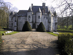 L'entrée du château.