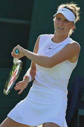 Markéta Vondroušová, simplu feminin