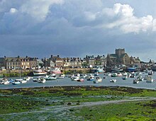 Barfleur Harbour <! -