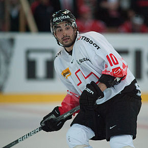 Andres Ambühl, sous le maillot blanc de l'équipe de Suisse