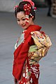 Một cách buộc obi cầu kì của bộ furisode.