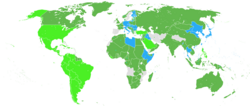 *     Kuasa Bersekutu (dan jajahan mereka) *     Kemasukkan Sekutu selepas Serangan Pearl Harbor *     Kuasa Paksi dan rakan perang *     Kuasa Berkecuali (dan jajahan mereka) "Empat Pembesar": * Amerika Syarikat (dari 1941) * Kesatuan Soviet (dari 1941) * United Kingdom * China Negara yang diduduki dengan kerajaan dalam buangan: * Perancis * Poland * Yugoslavia * Yunani * Belanda * Belgium * Luxembourg * Norway * Czechoslovakia Negara Sekutu kombatan lain: * Kanada * Australia * New Zealand * Afrika Selatan * Habsyah * Brazil * Mexico * Colombia * Filipina * Cuba Bekas Kuasa Paksi atau rakan perang: * Itali (dari 1943) * Finland (dari 1944) * Romania (dari 1944) * Bulgaria (dari 1944)