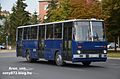 A különleges ajtókkal rendelkező BPO-370-es busz a BAH-csomópontnál