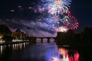 Vuurwerk aan de oevers van de Loire.