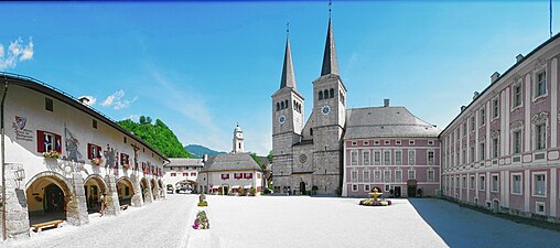 L'ancienne abbaye, depuis 1810 château de la maison royale de Wittelsbach.