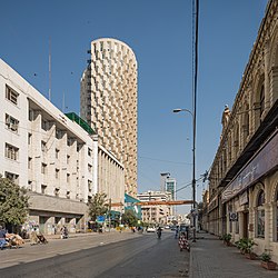 州都カラチのII Chundrigar road.