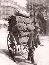 Lumpsamlare på avenue des Gobelins i Paris 1899 av Eugène Atget