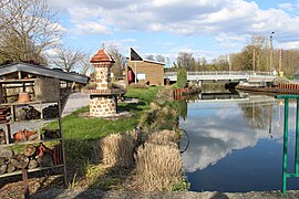 Le pont-levis.