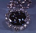 Lo Hope Diamond, un exemple de diamant colorat famós