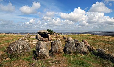 it megalitysk grêf Harhoog, te Keitum, op it Noardfryske eilân Sylt