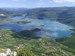 Insjön Ramsko Jezero