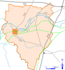 Carte représentant le tracé des voies anciennes d'un territoire reportées sur un plan moderne.