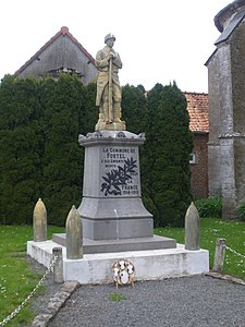 Le monument aux morts.