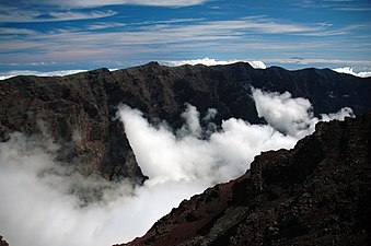 Wolken in der Caldera