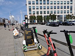 Elsparkcyklar och lånecyklar