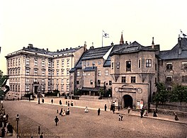 The later renovated facade of the castle