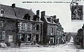 Retiers : l'hôtel Piton et la route de Martigné vers 1925 (carte postale).