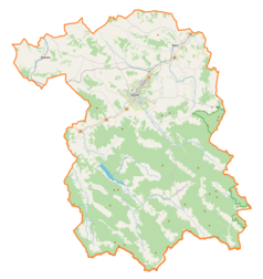 Mapa konturowa powiatu gorlickiego, u góry znajduje się punkt z opisem „Moszczenica”