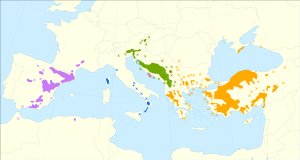 Distribua areo de ĉiu subspecio: purpura - Pinus nigra ssp. salzmannii blua — Pinus nigra ssp. laricio verda — Pinus nigra ssp. nigra ruĝa — Pinus nigra ssp. dalmatica flava — Pinus nigra ssp. Pallasiana