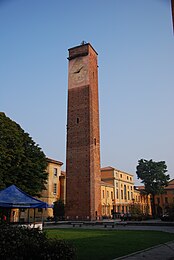 Torre dell'Orologio, Piazza Leonardo da Vinci.